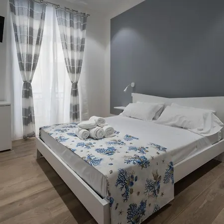 All'imbarco - Mytouristhome Penzion