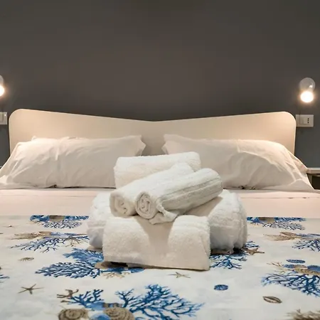 게스트하우스 All'imbarco 3*