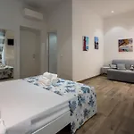 All'imbarco - Mytouristhome